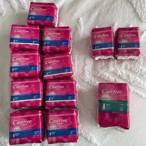 CAREFREE Pantiliners - 12 sets - NEW